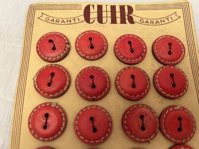 22 Boutons en cuir rouge, sur plaque, vintage 